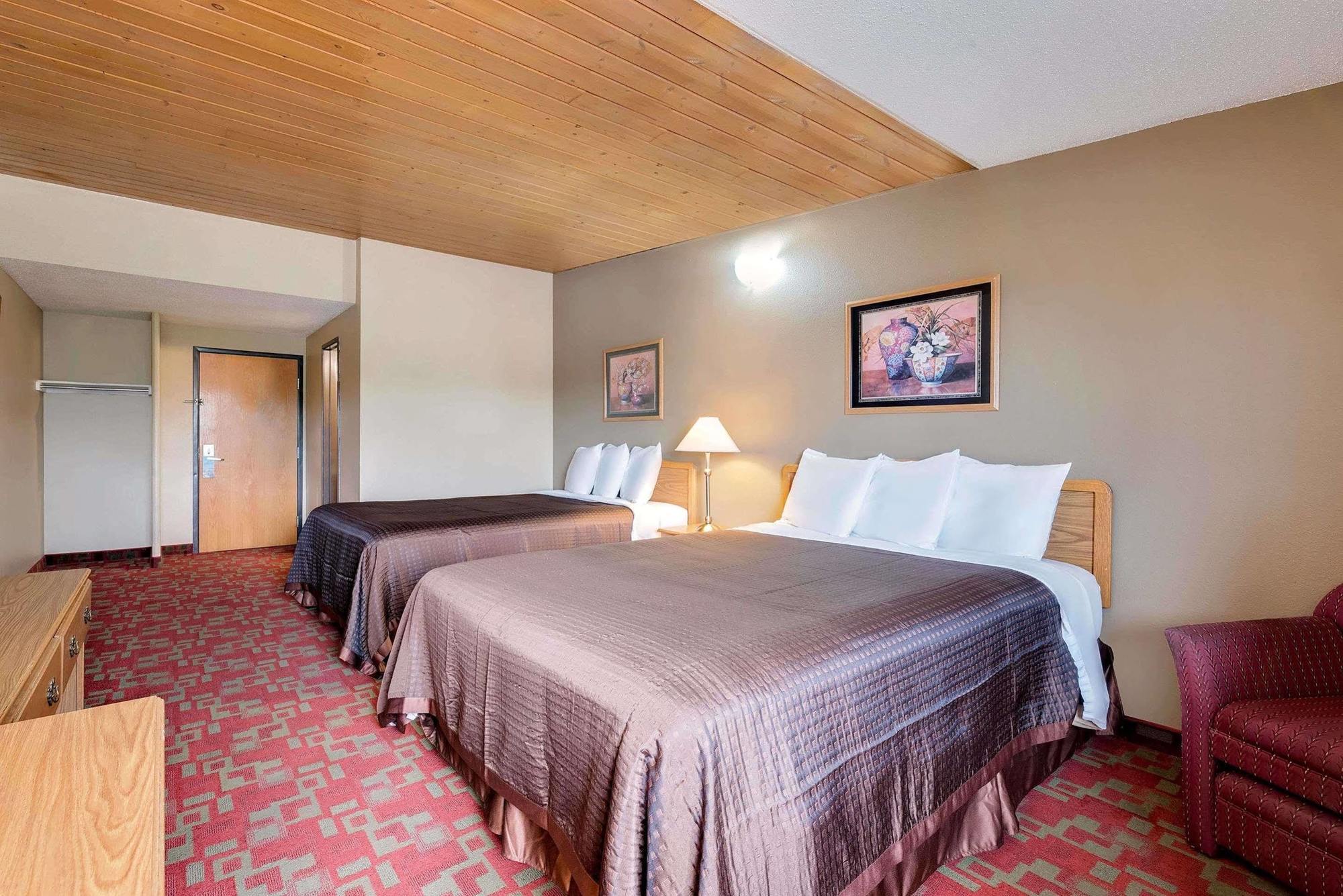 Travelodge By Wyndham Grand Forks Exterior foto