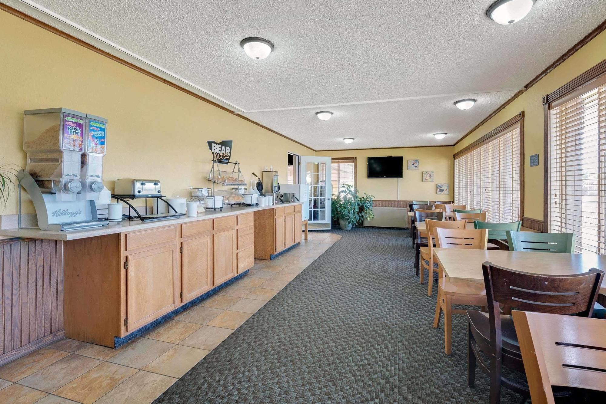 Travelodge By Wyndham Grand Forks Exterior foto